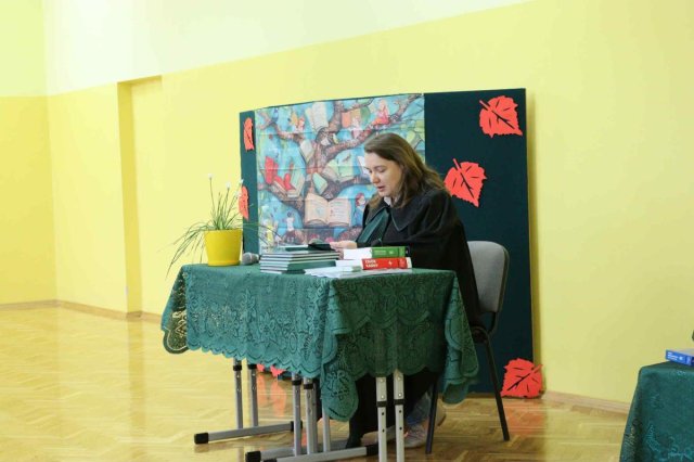 55918324812676234584989337680373402625571635n